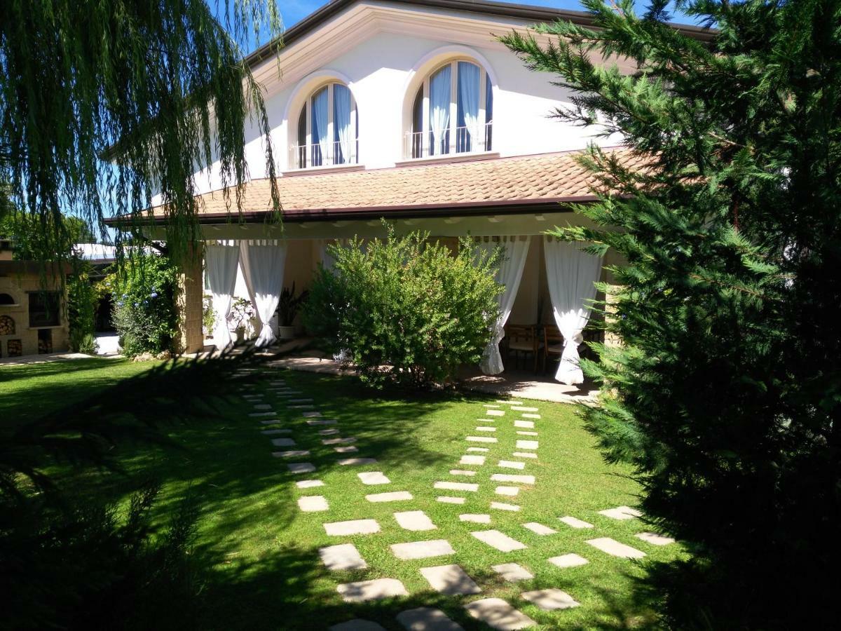 I Salici Villa Marina di Massa Buitenkant foto